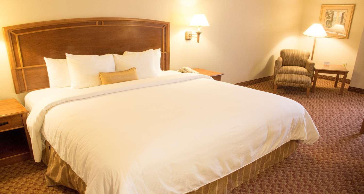 The Crossings Best Western Plus Kendall Hotel & Suites מראה חיצוני תמונה