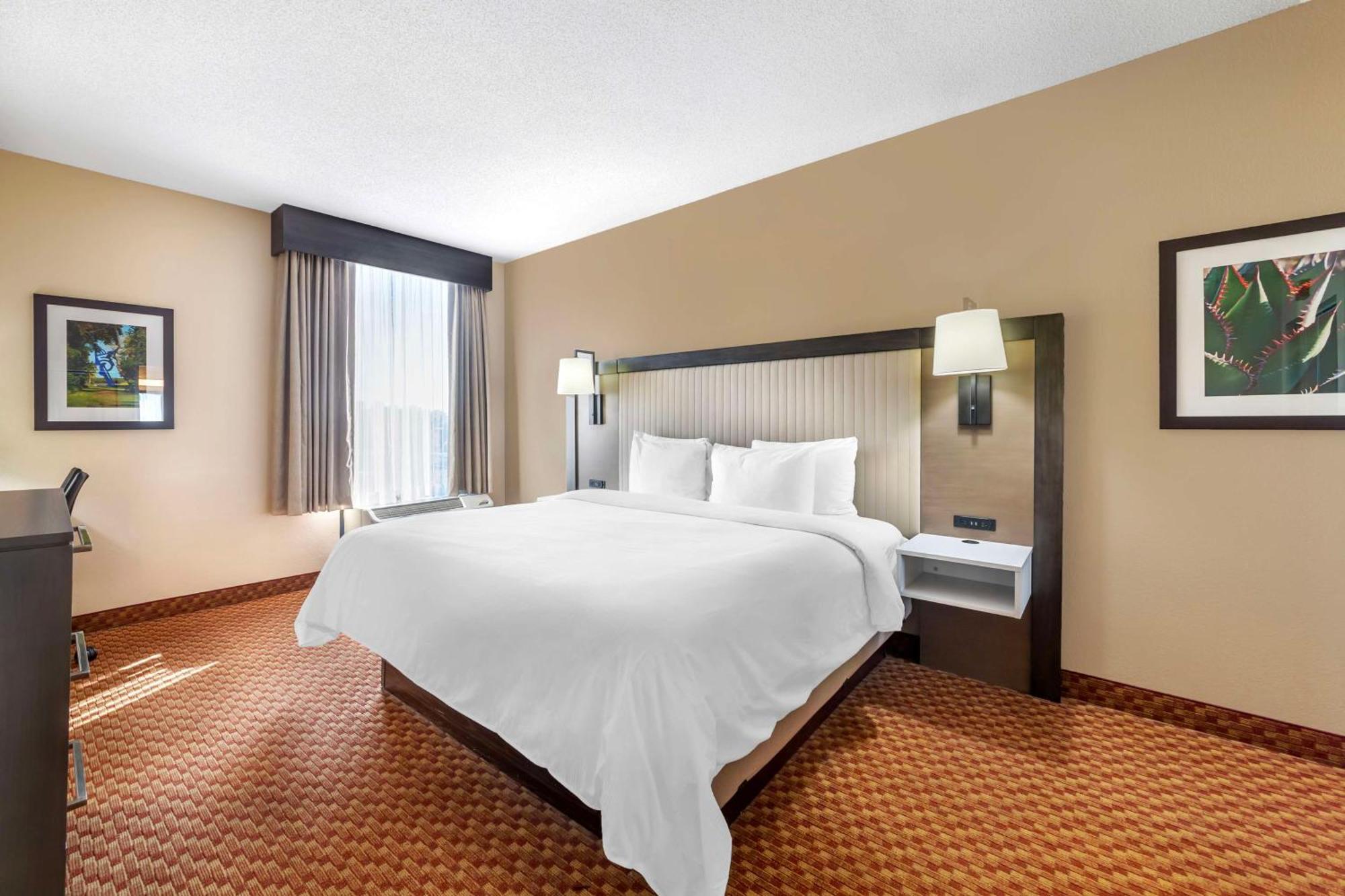 The Crossings Best Western Plus Kendall Hotel & Suites מראה חיצוני תמונה