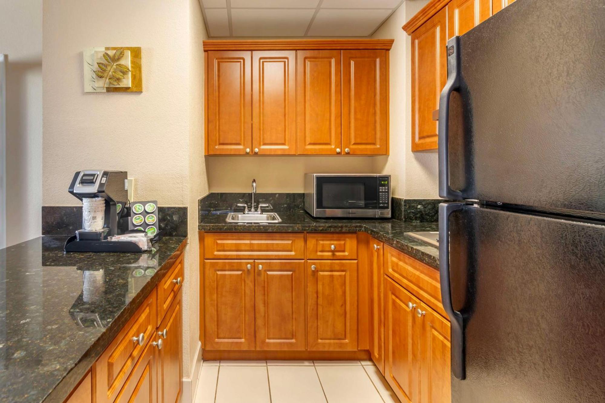 The Crossings Best Western Plus Kendall Hotel & Suites מראה חיצוני תמונה