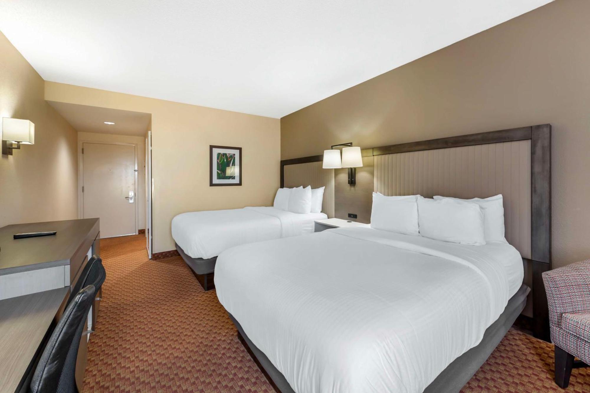 The Crossings Best Western Plus Kendall Hotel & Suites מראה חיצוני תמונה