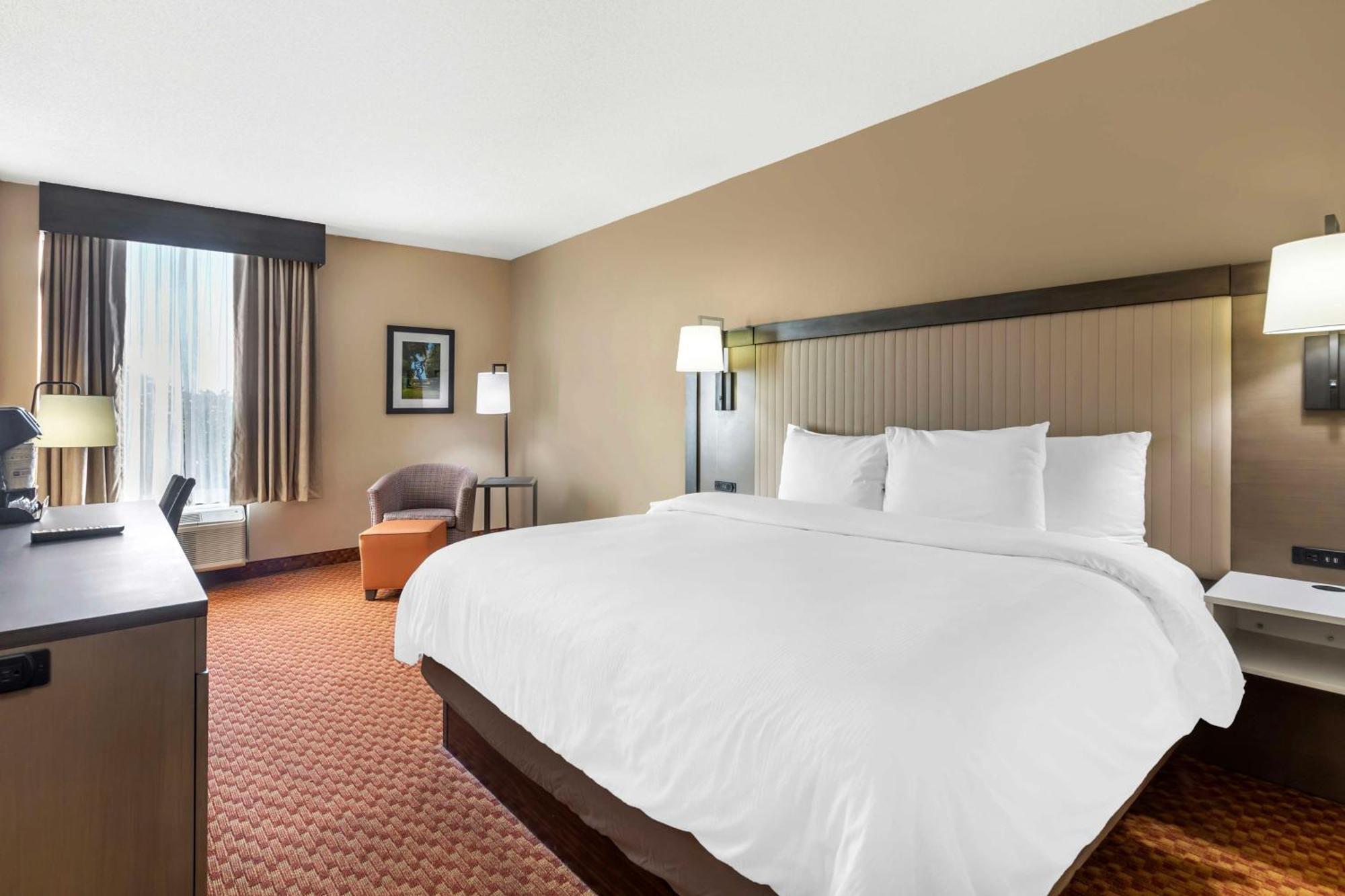 The Crossings Best Western Plus Kendall Hotel & Suites מראה חיצוני תמונה