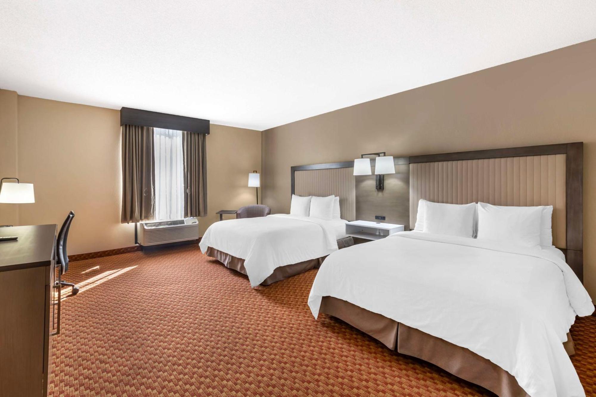 The Crossings Best Western Plus Kendall Hotel & Suites מראה חיצוני תמונה