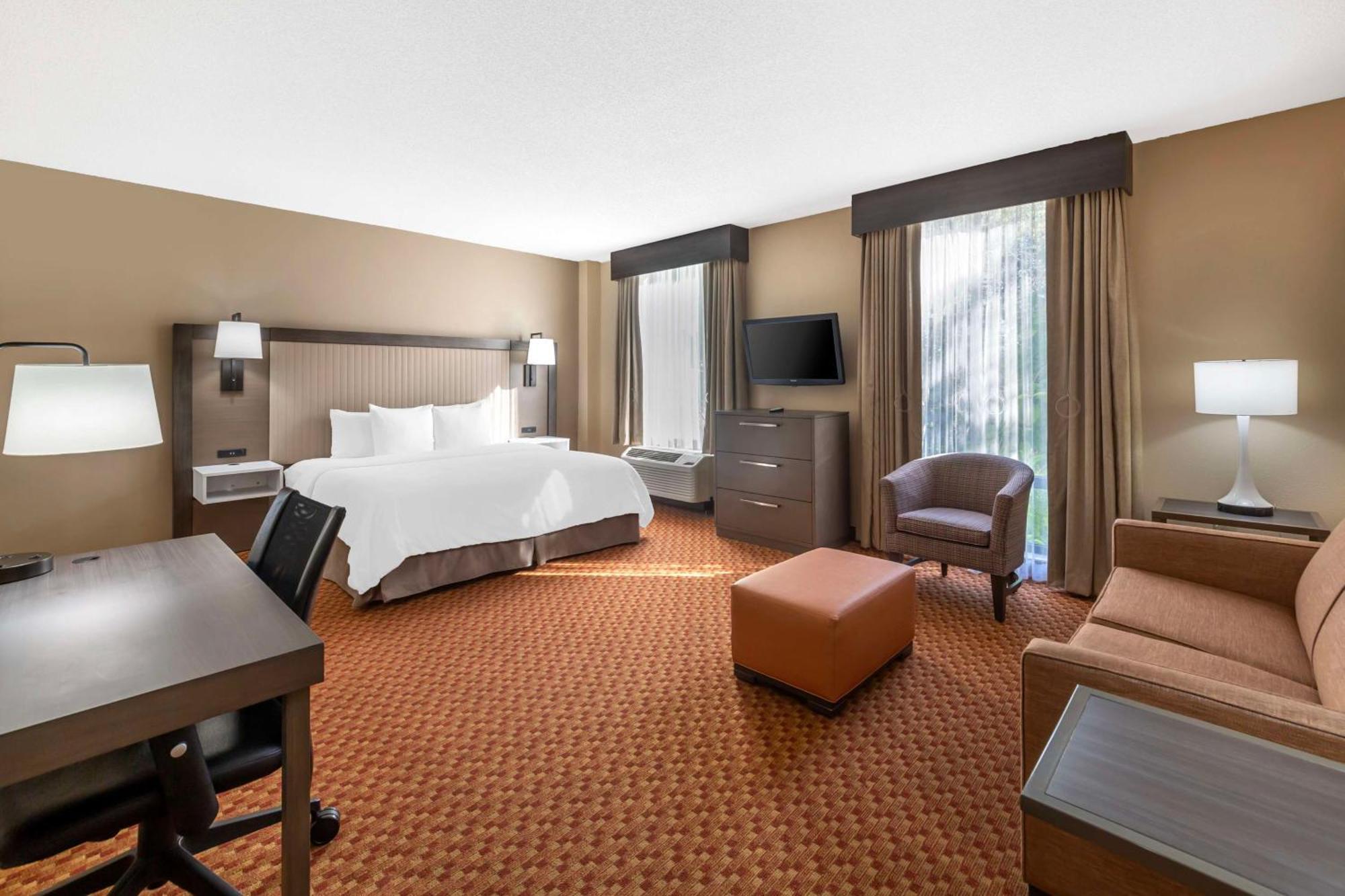 The Crossings Best Western Plus Kendall Hotel & Suites מראה חיצוני תמונה