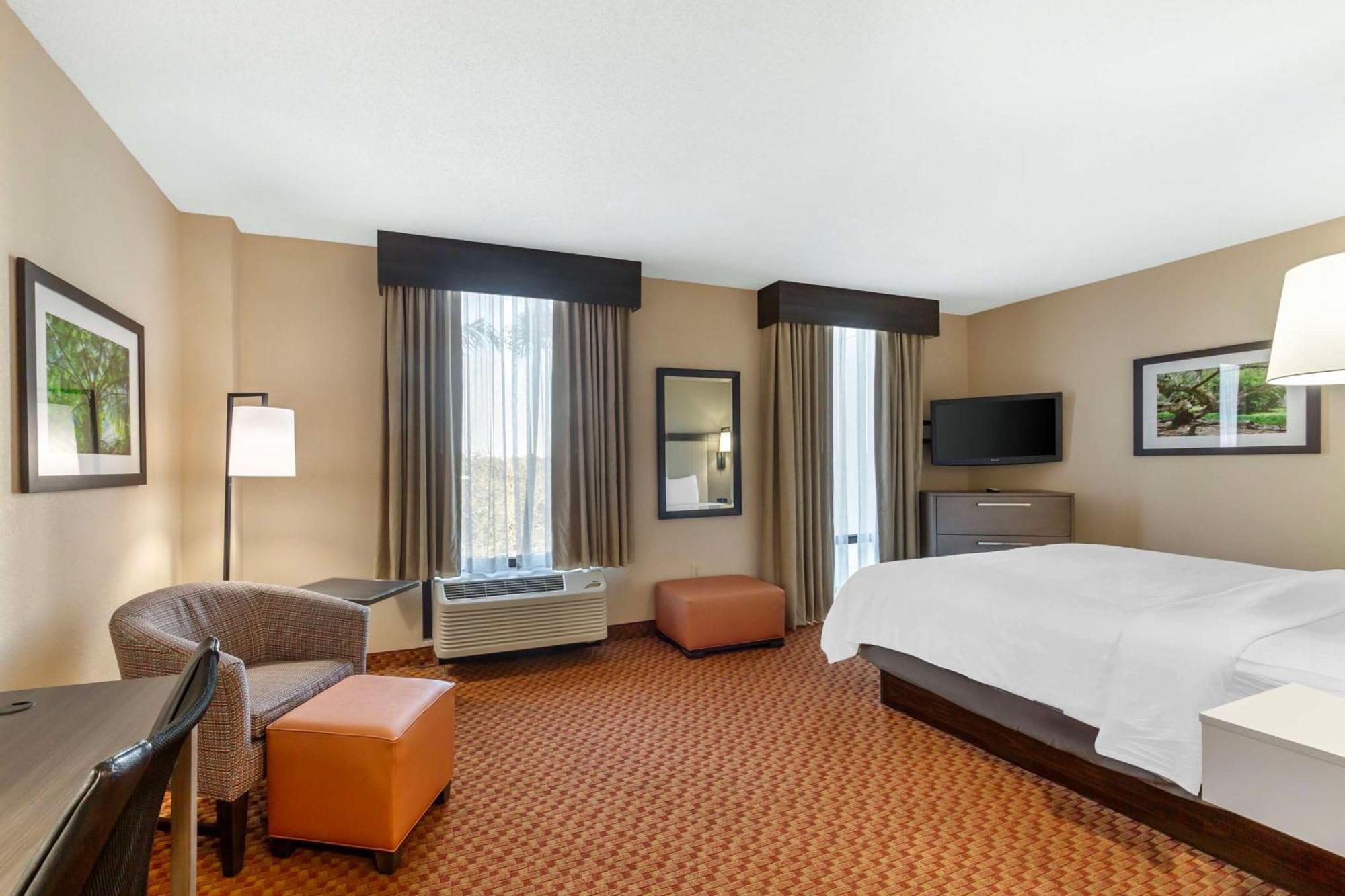 The Crossings Best Western Plus Kendall Hotel & Suites מראה חיצוני תמונה